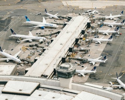 Fleet Analysis: Delta retires B717s and B757s, United awaits over 550 aircraft on order